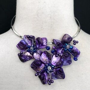 Purple Mother of Pearl Seashell Bead Flower Choker Necklace